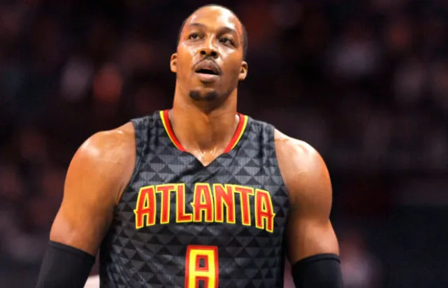 从第一中锋到NBA流浪汉 是谁毁了霍华德完美生涯?