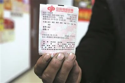 1500万得主现身领奖 自称曾和头奖失之交臂