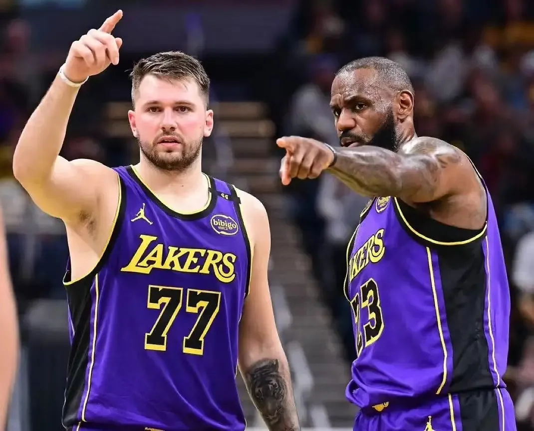 LeBron announces major new decision on social media! U.S. reporter predicts two most likely outcomes, Lakers ticket prices soar fivefold.