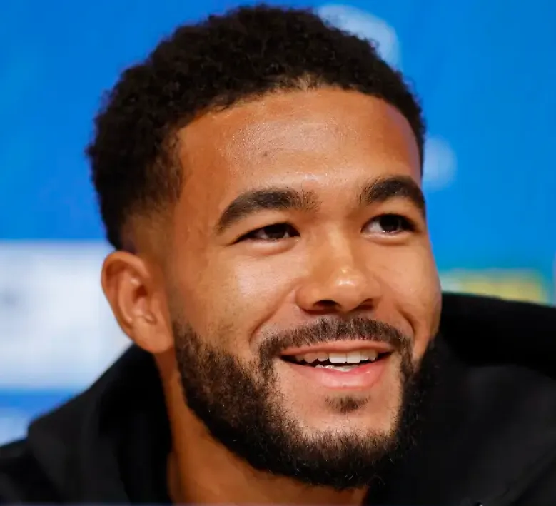 Chelsea vs Liverpool: Stamford Bridge Set for a High-Stakes Clash of Struggling Giants