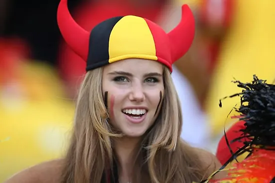'Sexiest fan' at World Cup won modelling contract after TV camera spotted her in crowd