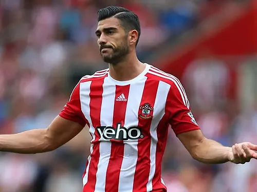 Prem icon 'off the radar' in Dubai after divorce of football's 'hottest couple'