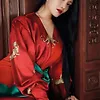 徐冬冬虽然人气缓落, 但依然是“性感女神”代表之一, 网友称赞