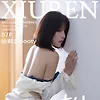女神徐莉芝Booty性感白色服饰露蓝色内衣配白丝袜迷人