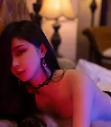 模特小蛮妖Yummy性感黑色情趣内衣配黑丝袜秀完美身材