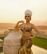 梅丽莎·冈的性感照片