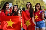 足球资讯：2万球迷现场观战，CCTV5直播国足战越南，究竟哪国球迷能过个好年
