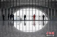 中国首条民营控股高铁开通