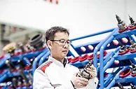 【十年@每一个奋斗的你】打造“中国心”的匠人：掌握核心技术才不受制于人