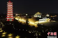 【十年@每一个奋斗的你】江苏扬州古运河三湾段：昔日“杂乱地”蝶变美丽公园