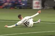 ????????⚽自抛自扣！巴尔韦德凌空爆射中框&跟上补射破门