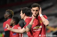 足球赛报：欧联-曼联6-2狂胜罗马，卡瓦尼造5球B费双响，红魔基本锁定决赛