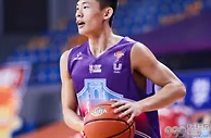 篮球快报：CUBA总决赛-清华逆转广工3连冠 CBA状元率队成历史第3队