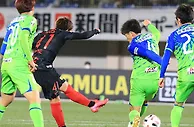 J1: 浦和红钻欲拆「船」