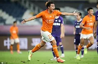 中超：卓尔直捣「黄」龙