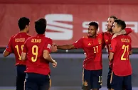 足球赛报：欧国联-拉莫斯双响 法蒂造点+进球 西班牙4-0大捷