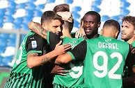 足球赛报：4-1，飙升到第一！意甲诞生新领头羊：黑马力压5大豪门登顶