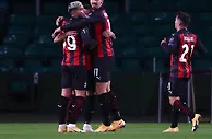 足球赛报：欧联杯-AC米兰3-1凯尔特人：新赛季8连胜 56年纪录诞生