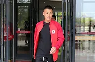 亚泰14日“母亲节”客战成都蓉城 塞尔吉尼奥、张宇峰随队出征