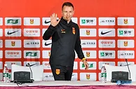 扬科维奇：中国队很久未进球了，我们需要捅破这层窗户纸