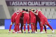 足球资讯：PK亚洲4冠王！李霄鹏首训30人左右，6大归化或“留洋”：头牌先行