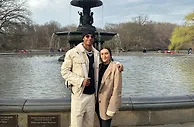 拉什福德更新社媒：我到美国了????????陪伴他的是未婚妻露西娅