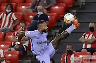 足球赛报：4-0！1-1！足坛刺激一夜：西甲2大争议，巴萨主帅公开想念梅西