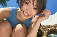 足球花边：最强美胸女大生「忍野さら」，比基尼藏不了豪放的G杯大欧派！