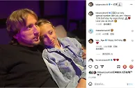 父爱满满????魔笛发社媒祝女儿10岁生日快乐：太爱你了????