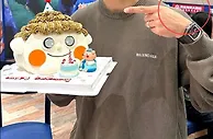 韦少昨天去【黄龙海鲜大排档】过生日了????