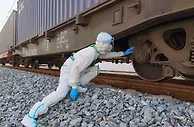 中老铁路跨境货运量突破70万吨