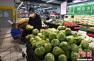 河北2021年生产总值破四万亿 服务业贡献突出