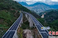 云南蔓金高速公路建成通车 拉近游客与亿万蝴蝶距离