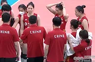 足球报：无缘第6冠！中国女排1-3不敌日本，第二次丢亚洲杯冠军
