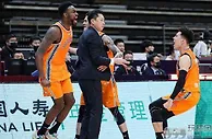 篮球资讯：CBA前四争夺战分析：上海不稳，浙江危险，深圳有望第3，广东仍有机会