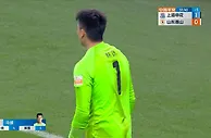 今日门神！申花门将马镇发挥稳健✋全场4次扑救5次解围零封泰山