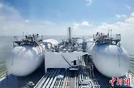 全球首艘苏伊士型LNG/燃油双燃料油轮在广州交付
