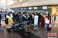 哈尔滨机场单日旅客量破6万人次 创今年新高
