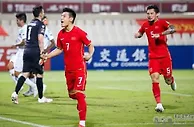 足球资讯：西媒点评武磊，中国足球明星，2场世预赛打入3球 两获最佳球员