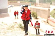 江西青年爱洒高原15载：帮助需要的人活得才有意义