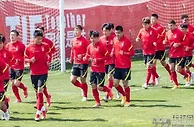 足球资讯：马德兴，国足12强赛单场赢球奖600万，每个主力5-6万元