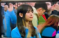 可爱????！美女球迷观战曼城，这颜值你给几分？
