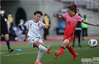 足球赛报：央视全程直播中国女足生死战，贾秀全战术是压迫进攻还是防守反击