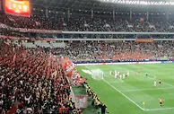 燃炸????艾克森破门瞬间，成都凤凰山球场看台气氛被瞬间点燃