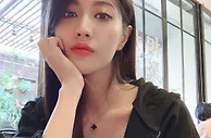 足球宝贝：誘惑十足超性感劉庭羽 泳裝性感誘人深溝養眼太誘人