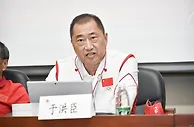媒体人揭底于洪臣：搞全球招聘闹剧 中超版权谈判忽悠媒体