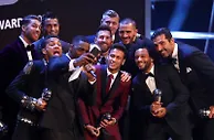 怎么感觉少俩人？????17年FIFA年度最佳阵容，猜猜看是谁被藏着了