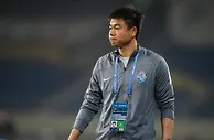 于根伟提醒津门虎队员：哪怕连续3场都有争议判罚，也要尽快放下