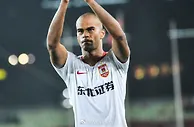 儒尼奥尔、吾麦尔-阿布都克力木、于睿加盟四川九牛