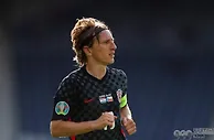 足球资讯：是否会参加明年世界杯？莫德里奇：目前我不会排除任何可能